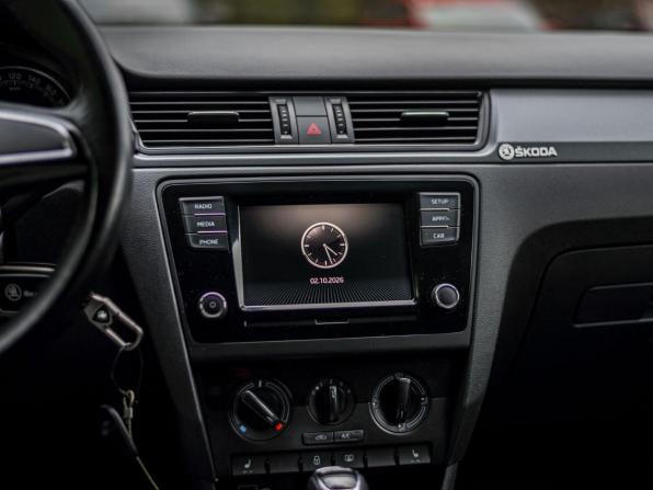 Skoda Rapid I Рестайлинг с пробегом 2019 года, цена 1 350 000 рублей, 55103 км, лифтбек, Автокод Объявления