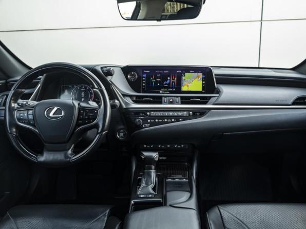 Lexus ES VII с пробегом 2018 года, цена 3 959 000 рублей, 122500 км, седан, Автокод Объявления