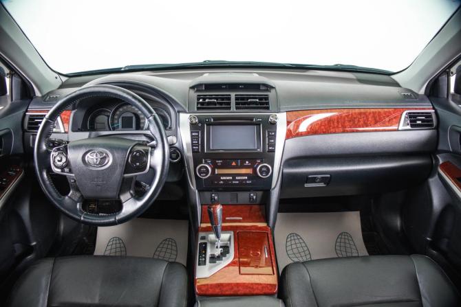 Toyota Camry VII (XV50) с пробегом 2013 года, цена 1 819 000 рублей, 203569 км, седан, Автокод Объявления