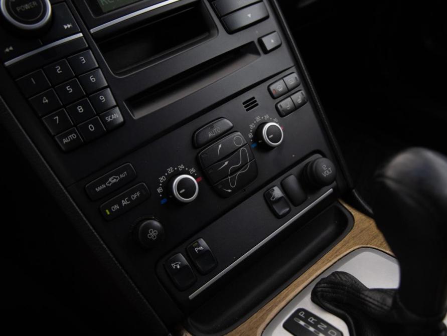 Volvo XC90 I Рестайлинг Санкт-Петербург  - изображение 16