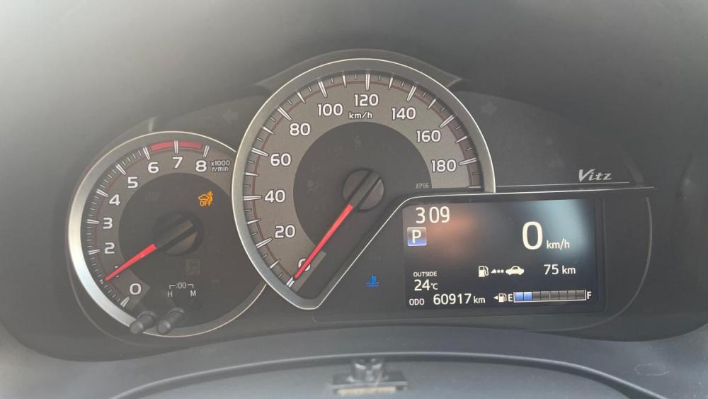 Toyota Vitz III (XP130) Рестайлинг 2 Магнитогорск  - изображение 15