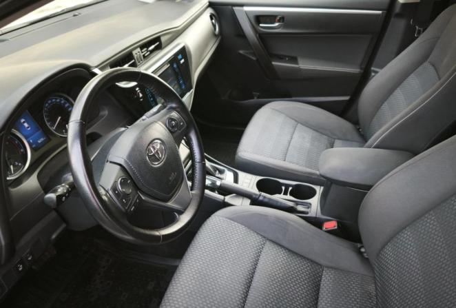 Toyota Corolla XI (E160 E170 E180) Рестайлинг 1 с пробегом 2018 года, цена 1 645 000 рублей, 83020 км, седан, Автокод Объявления