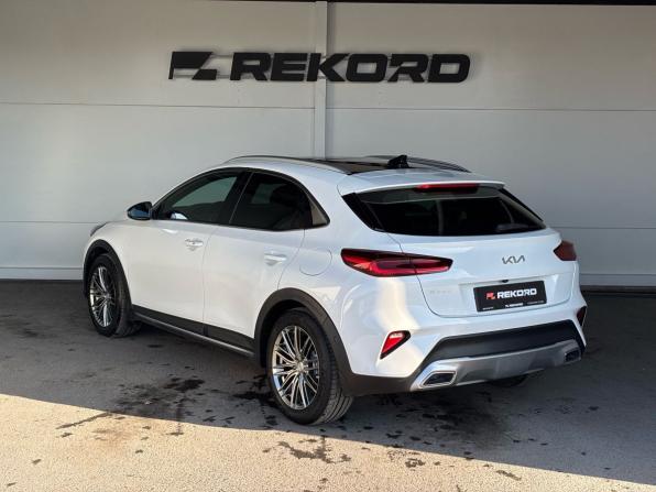 Kia XCeed I с пробегом 2021 года, цена 2 349 000 рублей, 74250 км, хэтчбек, Автокод Объявления