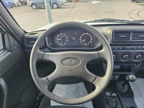 Lada (ВАЗ) Niva Legend с пробегом 2024 года, цена 919 995 рублей, 3901 км, внедорожник, Автокод Объявления