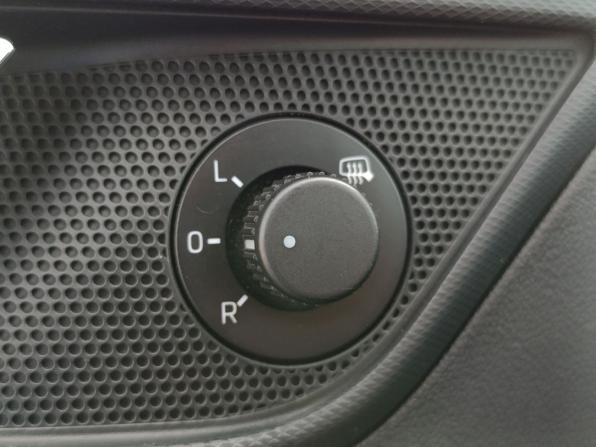 Skoda Rapid I с пробегом 2014 года, цена 935 000 рублей, 161698 км, лифтбек, Автокод Объявления