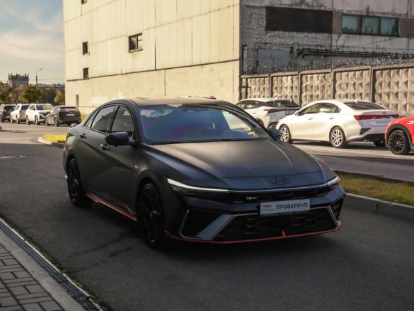 Hyundai Elantra VII (CN7) Рестайлинг с пробегом 2024 года, цена 2 399 000 рублей, 22900 км, седан, Автокод Объявления