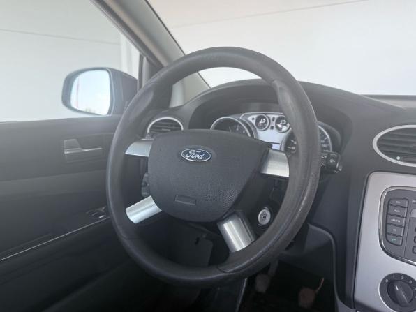 Ford Focus II Рестайлинг с пробегом 2011 года, цена 659 000 рублей, 198439 км, хэтчбек, Автокод Объявления