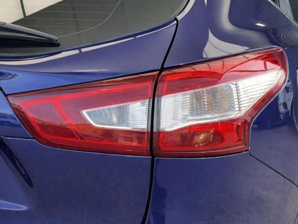 Nissan Qashqai II с пробегом 2018 года, цена 1 747 000 рублей, 151285 км, внедорожник, Автокод Объявления