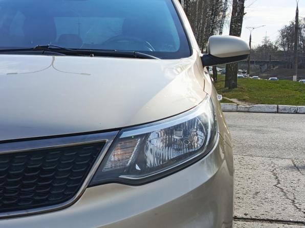 Kia Rio III Рестайлинг с пробегом 2015 года, цена 1 035 000 рублей, 105571 км, седан, Автокод Объявления