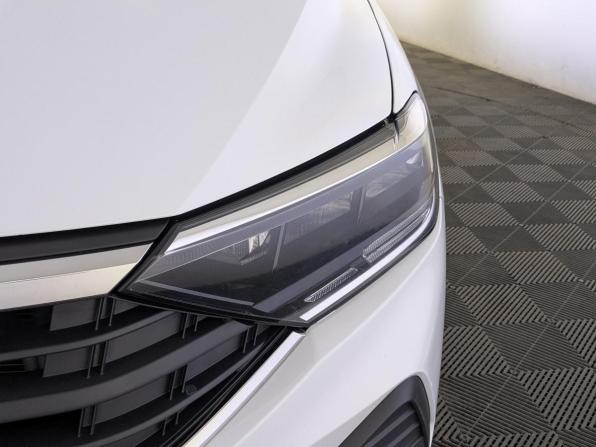 Volkswagen Polo VI с пробегом 2022 года, цена 1 629 000 рублей, 72619 км, лифтбек, Автокод Объявления