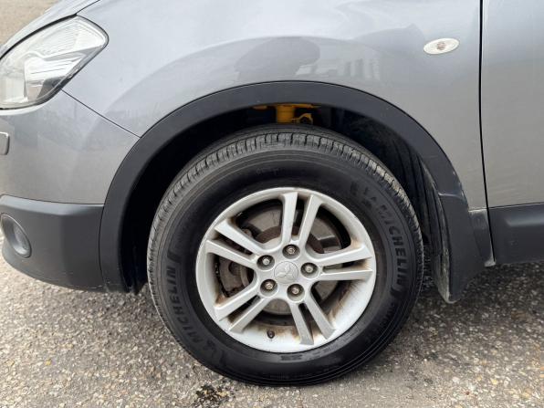 Nissan Qashqai I Рестайлинг с пробегом 2011 года, цена 900 000 рублей, 232198 км, внедорожник, Автокод Объявления