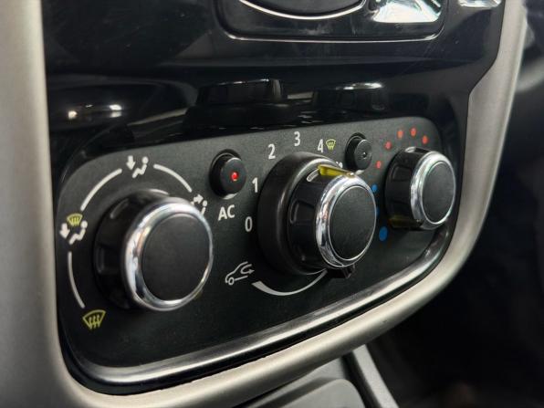 Renault Duster I с пробегом 2014 года, цена 850 000 рублей, 240000 км, внедорожник, Автокод Объявления