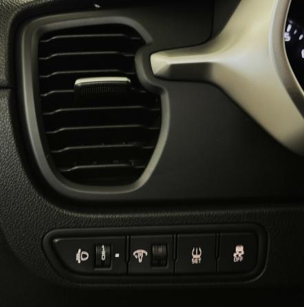 Kia Rio IV Рестайлинг с пробегом 2021 года, цена 1 770 000 рублей, 62701 км, седан, Автокод Объявления