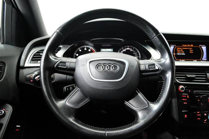 Audi A4 IV (B8) Рестайлинг с пробегом 2012 года, цена 1 220 000 рублей, 142300 км, седан, Автокод Объявления