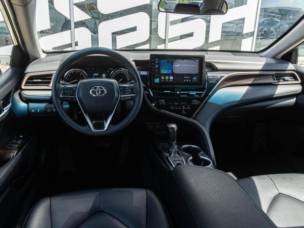 Toyota Camry VIII (XV70) Рестайлинг с пробегом 2021 года, цена 3 050 000 рублей, 34878 км, седан, Автокод Объявления