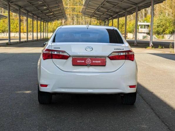 Toyota Corolla XI (E160 E170 E180) Рестайлинг 1 с пробегом 2017 года, цена 1 365 000 рублей, 168000 км, седан, Автокод Объявления