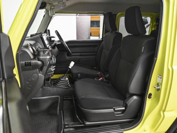 Suzuki Jimny IV с пробегом 2021 года, цена 2 599 000 рублей, 70929 км, внедорожник, Автокод Объявления