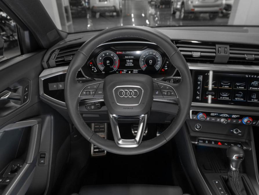 Audi Q3 II (F3) Москва  - изображение 11