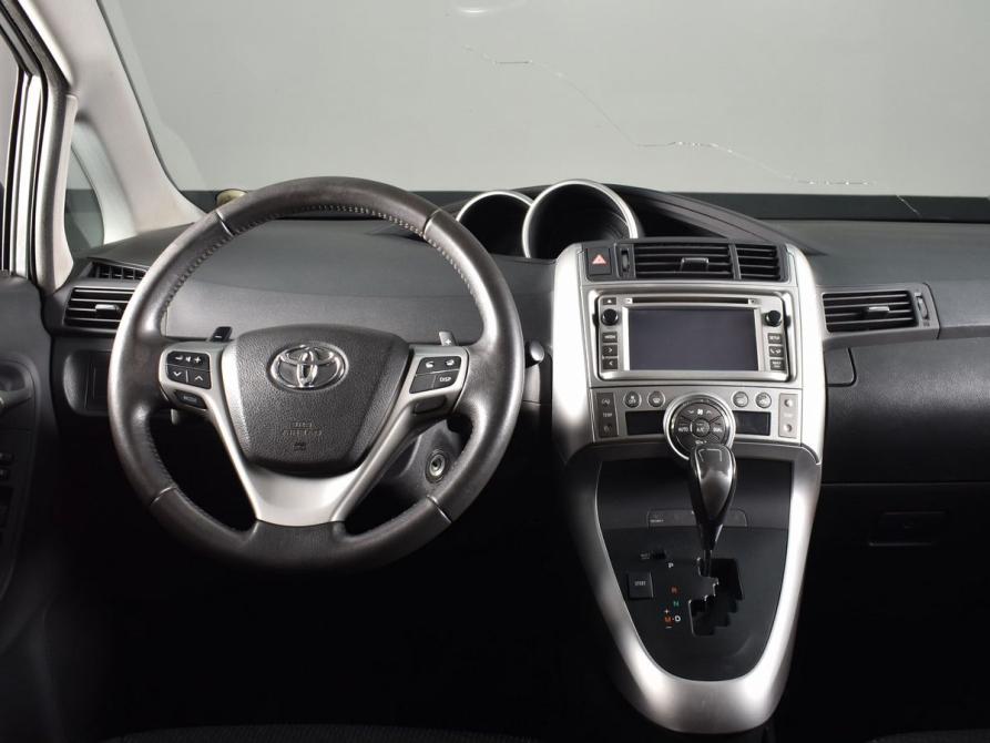 Toyota Verso I Кемерово  - изображение 11