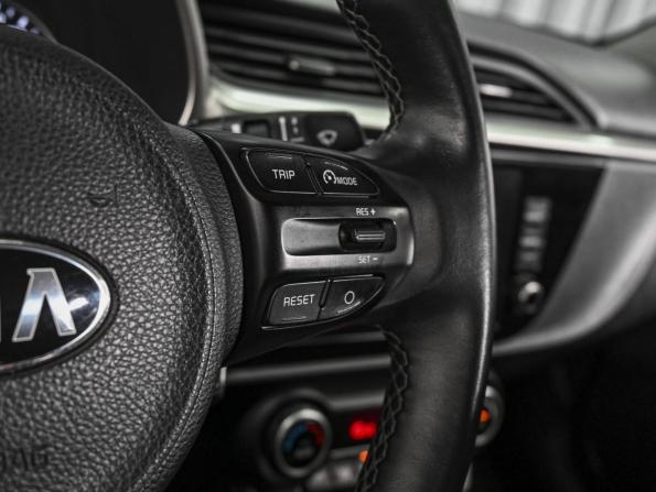 Kia Rio IV Рестайлинг с пробегом 2020 года, цена 1 548 000 рублей, 100228 км, седан, Автокод Объявления