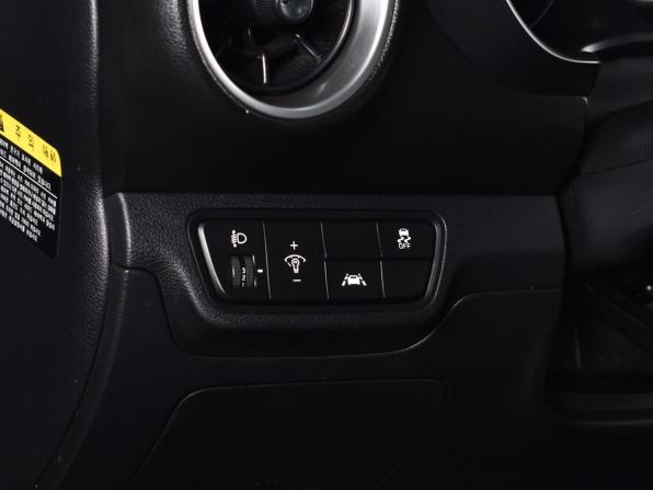 Kia K3 II с пробегом 2019 года, цена 2 174 995 рублей, 100436 км, хэтчбек, Автокод Объявления