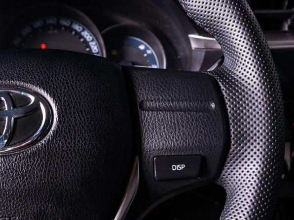 Toyota Corolla XI (E160 E170 E180) с пробегом 2014 года, цена 1 300 000 рублей, 135500 км, седан, Автокод Объявления