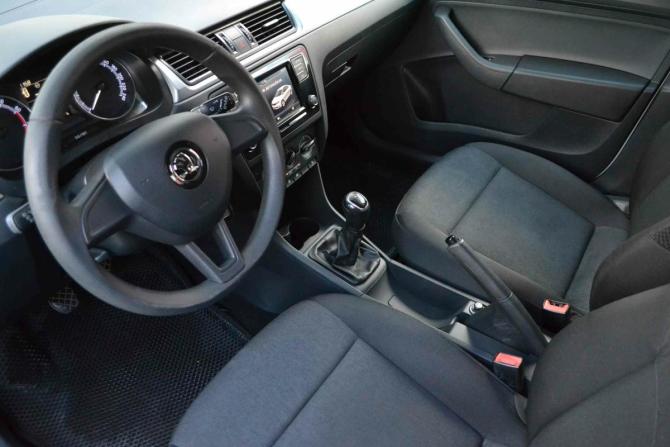 Skoda Rapid I Рестайлинг с пробегом 2019 года, цена 890 000 рублей, 244663 км, лифтбек, Автокод Объявления