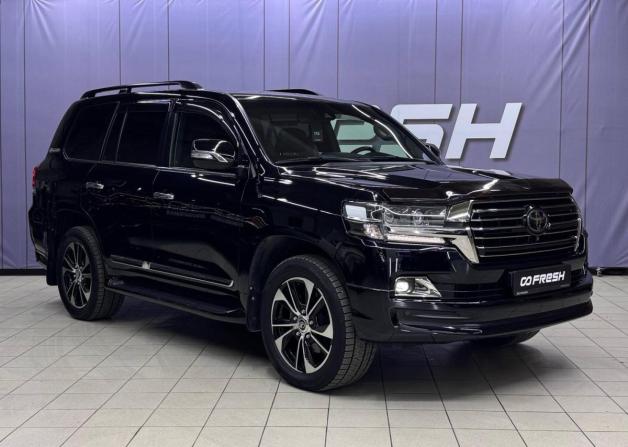 Toyota Land Cruiser 200 Series Рестайлинг 2 с пробегом 2018 года, цена 8 099 000 рублей, 215460 км, внедорожник, Автокод Объявления