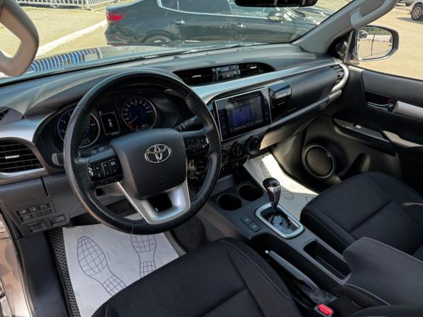 Toyota Hilux VIII с пробегом 2019 года, цена 3 990 000 рублей, 47000 км, пикап, Автокод Объявления