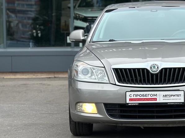 Skoda Octavia II (A5) Рестайлинг с пробегом 2013 года, цена 739 000 рублей, 235124 км, лифтбек, Автокод Объявления