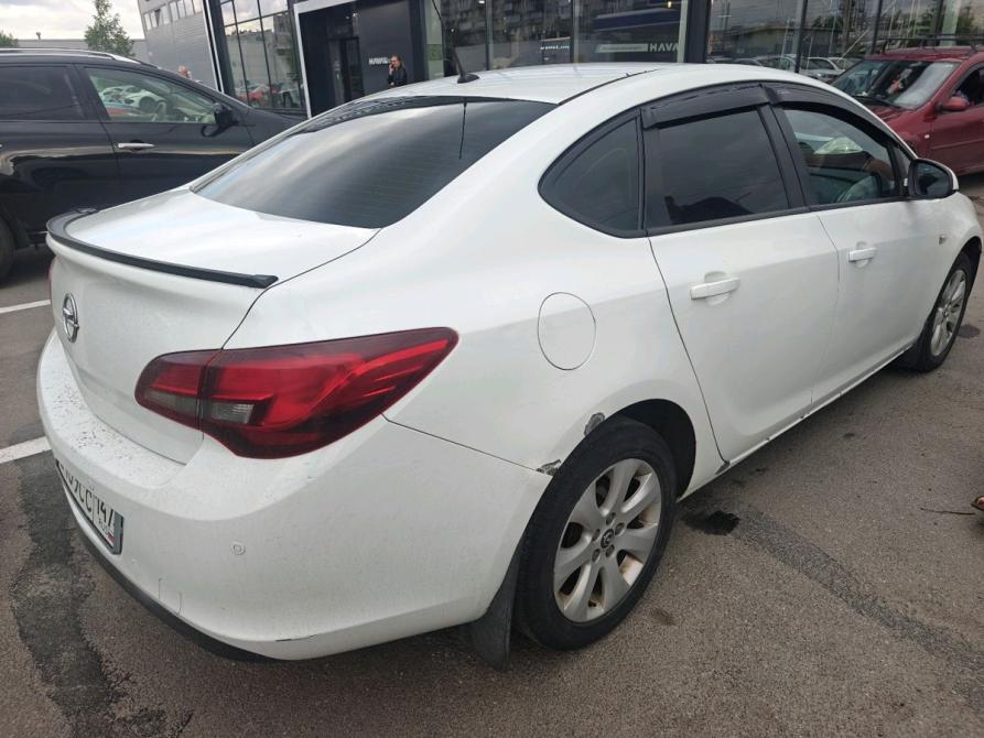 Opel Astra J Рестайлинг Санкт-Петербург  - изображение 3