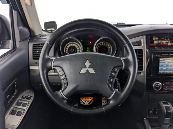 Mitsubishi Pajero IV Рестайлинг 2 с пробегом 2014 года, цена 2 300 000 рублей, 150492 км, внедорожник, Автокод Объявления