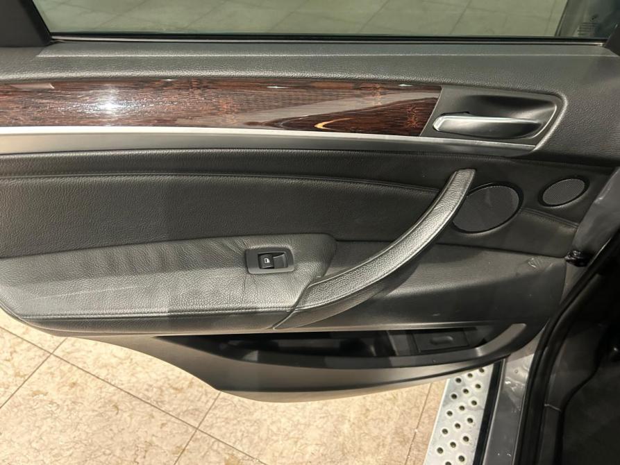 BMW X5 II (E70) Санкт-Петербург  - изображение 16