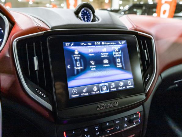 Maserati Ghibli III Рестайлинг с пробегом 2019 года, цена 5 500 000 рублей, 53026 км, седан, Автокод Объявления