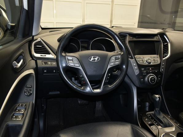 Hyundai Santa Fe III с пробегом 2015 года, цена 2 090 000 рублей, 246997 км, внедорожник, Автокод Объявления
