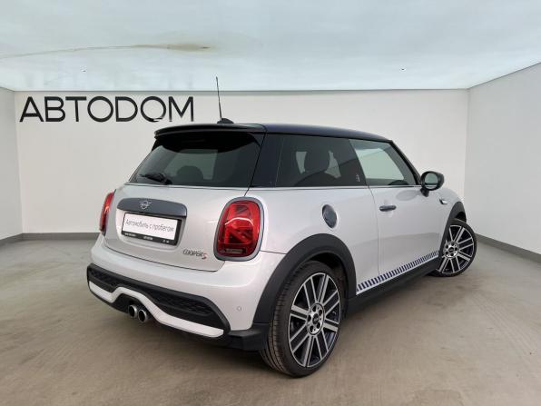 Mini Hatch III (F55/F56) Рестайлинг 2 с пробегом 2022 года, цена 3 790 000 рублей, 20650 км, хэтчбек, Автокод Объявления