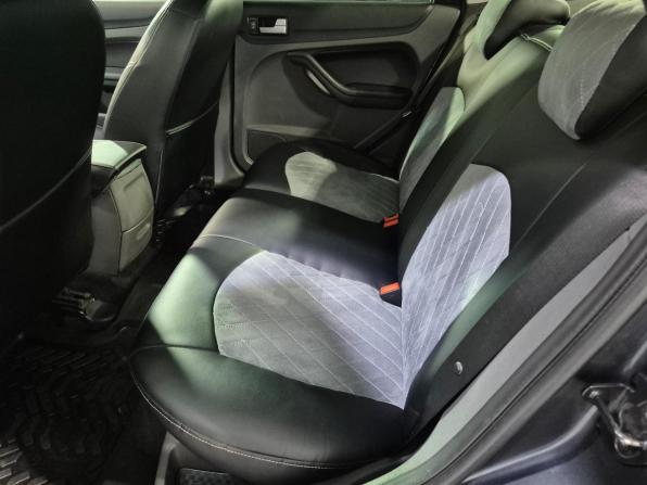Ford Focus II с пробегом 2006 года, цена 350 000 рублей, 334700 км, седан, Автокод Объявления
