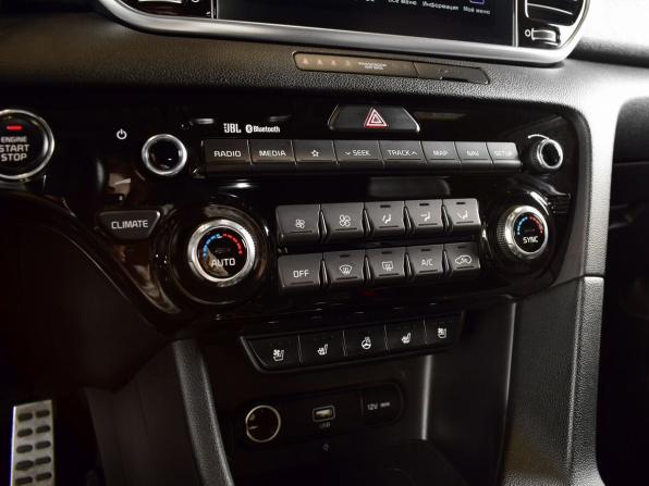 Kia Sportage IV Рестайлинг с пробегом 2019 года, цена 2 599 997 рублей, 112384 км, внедорожник, Автокод Объявления