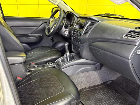 Mitsubishi L200 V Рестайлинг с пробегом 2019 года, цена 1 999 000 рублей, 238000 км, пикап, Автокод Объявления