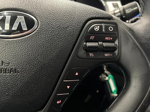 Kia Ceed II с пробегом 2012 года, цена 929 000 рублей, 150134 км, хэтчбек, Автокод Объявления