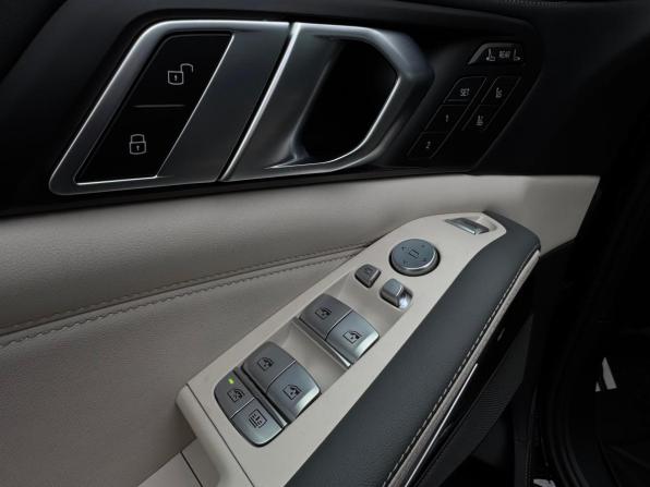 BMW X7 I (G07) Рестайлинг с пробегом 2023 года, цена 18 490 000 рублей, 6883 км, внедорожник, Автокод Объявления