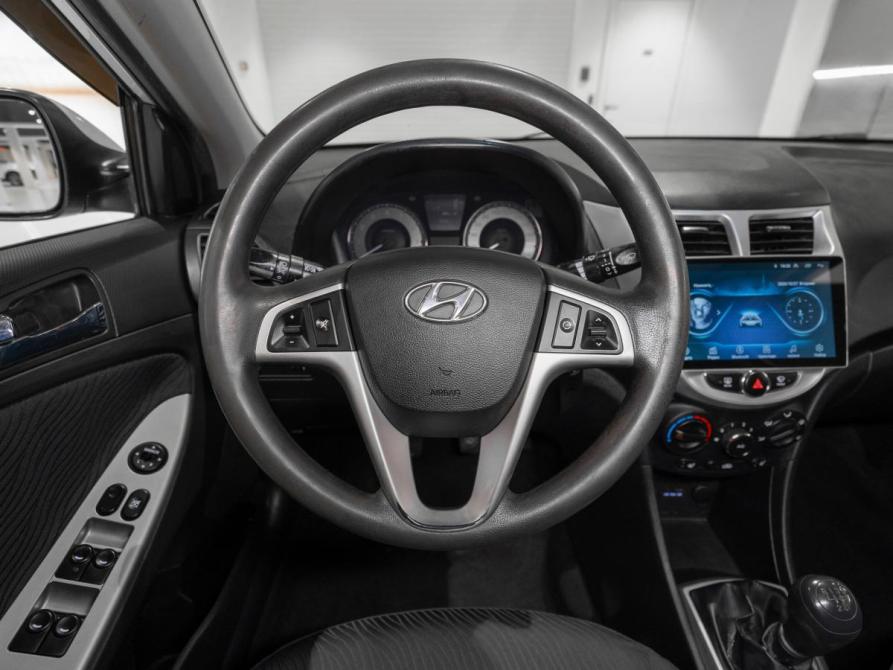 Hyundai Solaris I Москва  - изображение 10