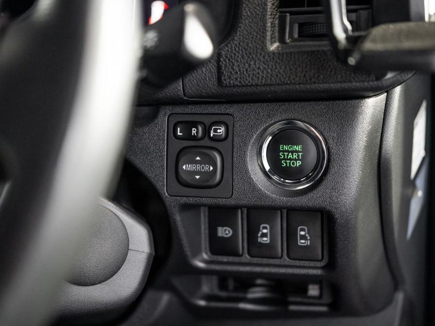 Toyota HiAce H200 Рестайлинг Иркутск  - изображение 17