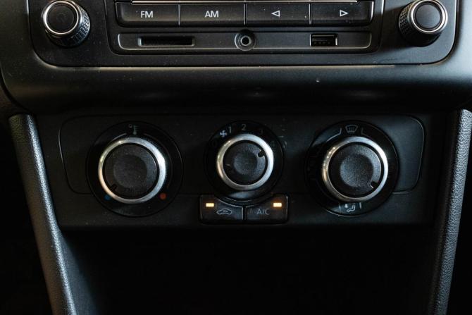 Volkswagen Polo V с пробегом 2014 года, цена 849 000 рублей, 183966 км, седан, Автокод Объявления