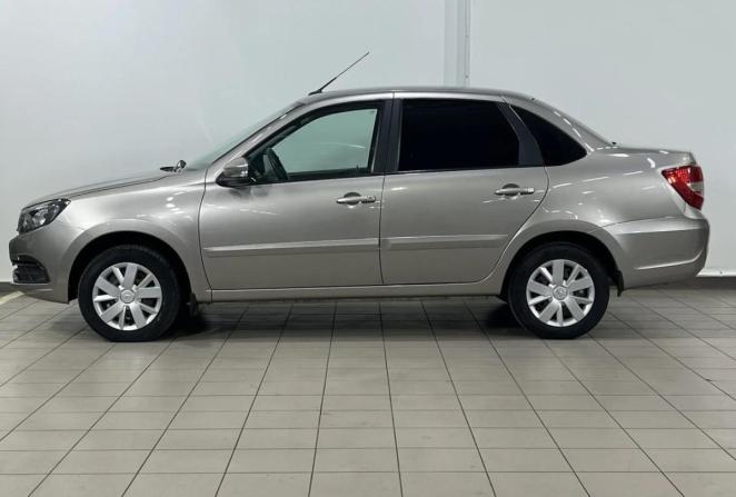 Lada (ВАЗ) Granta I Рестайлинг с пробегом 2022 года, цена 860 000 рублей, 72064 км, седан, Автокод Объявления