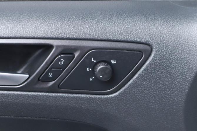Volkswagen Jetta VI с пробегом 2013 года, цена 899 000 рублей, 137300 км, седан, Автокод Объявления