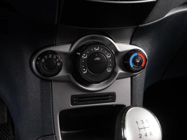 Ford Fiesta Mk6 с пробегом 2008 года, цена 550 000 рублей, 298428 км, хэтчбек, Автокод Объявления