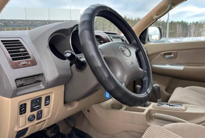 Toyota Fortuner I Рестайлинг с пробегом 2009 года, цена 1 720 000 рублей, 193505 км, внедорожник, Автокод Объявления