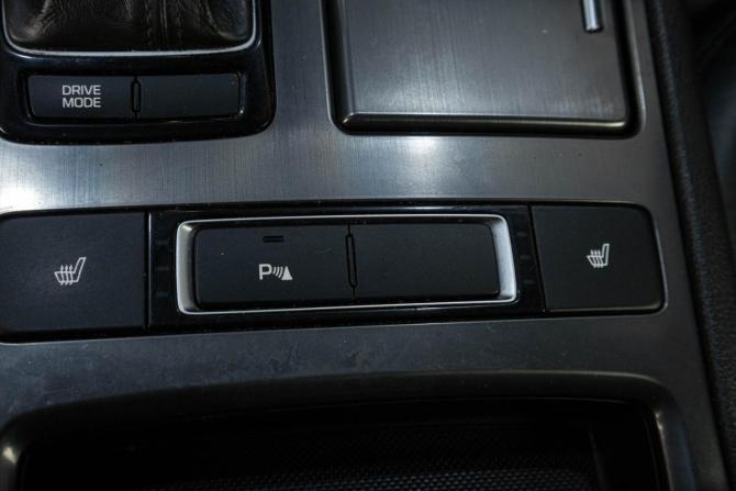 Hyundai Genesis II с пробегом 2014 года, цена 1 669 000 рублей, 147200 км, седан, Автокод Объявления