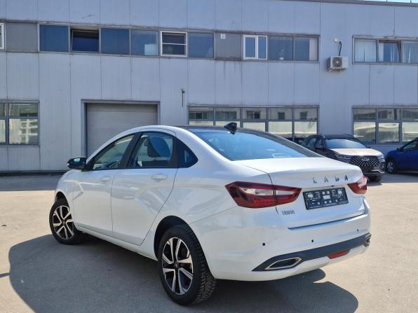 Lada (ВАЗ) Vesta I Рестайлинг (NG) с пробегом 2023 года, цена 1 569 000 рублей, 18547 км, седан, Автокод Объявления